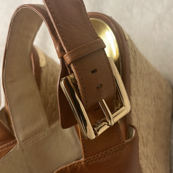 Michael Kors wedge shoes size 7M - Picture 6 of 9